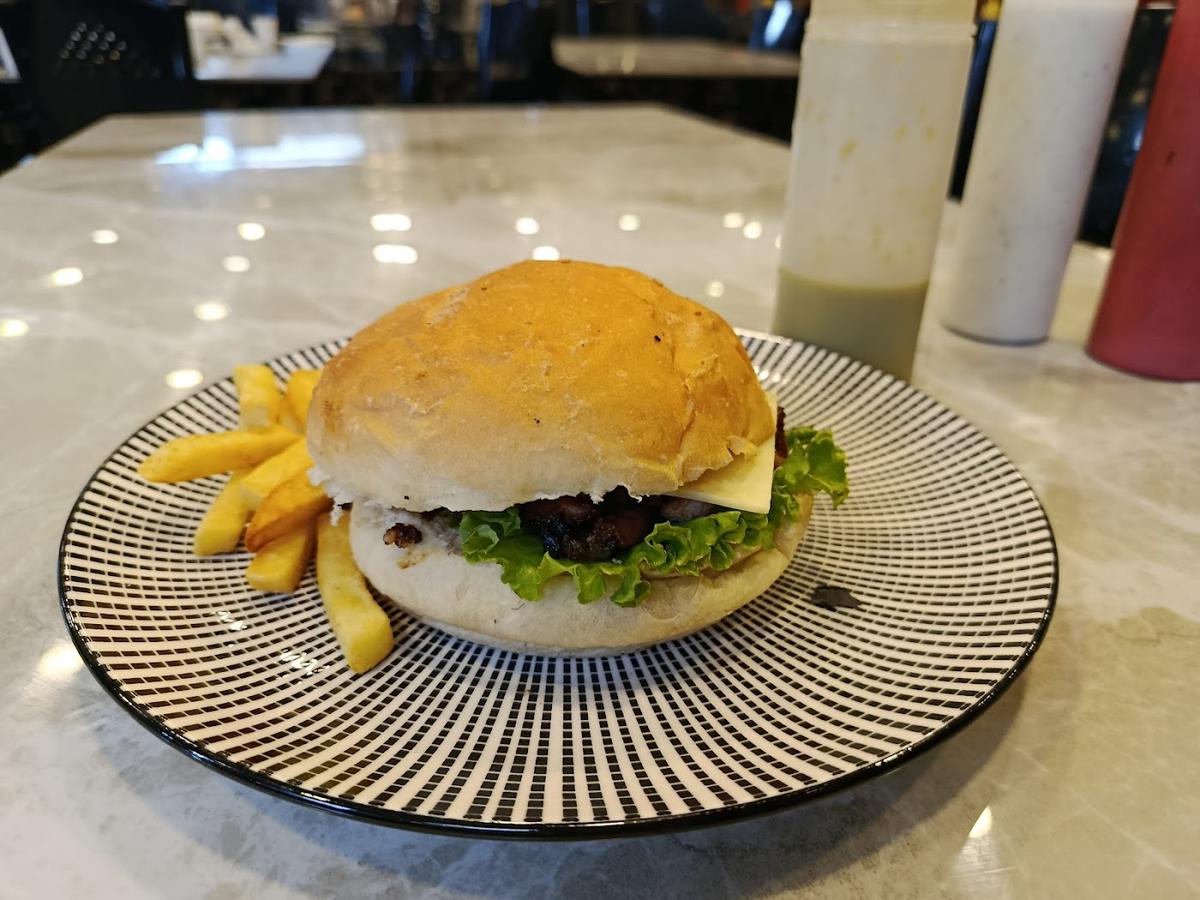 Sarbon Burger & Grill