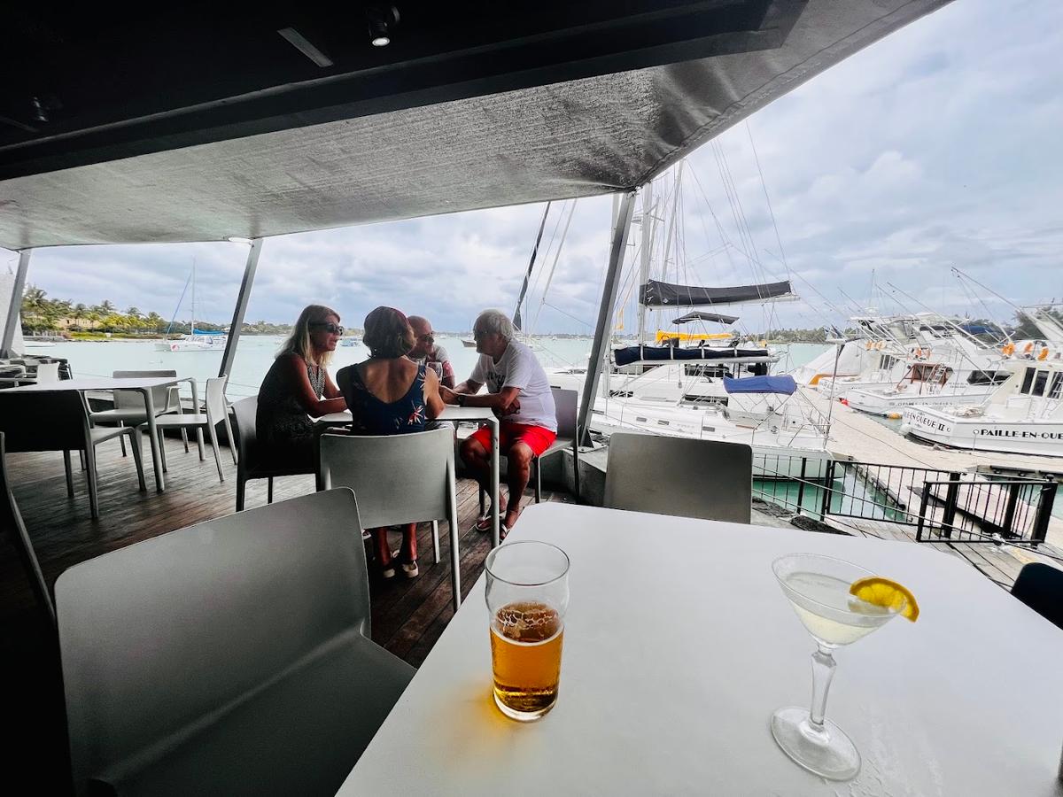 Sunset Café-Restaurant Grand Baie