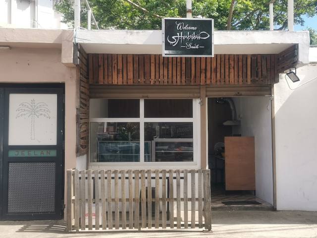 WELCOME HABIBII SNACK in Grand Baie
