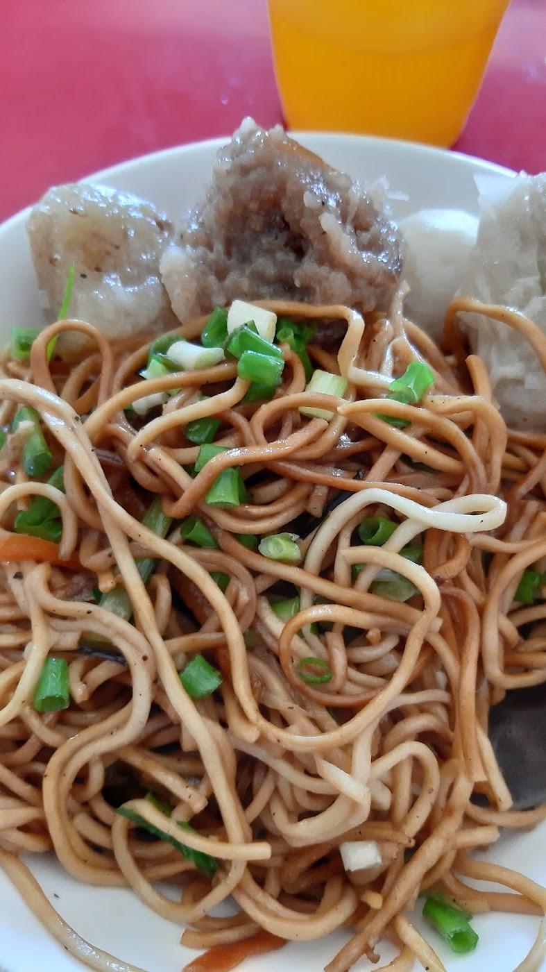 Tong Yen Snack