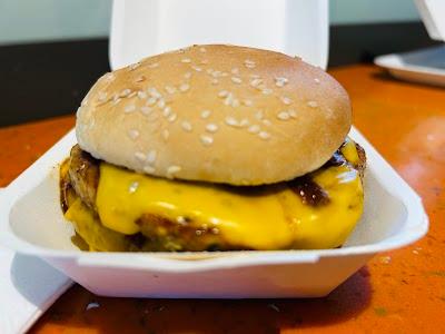 Safa Grill & Burgerz