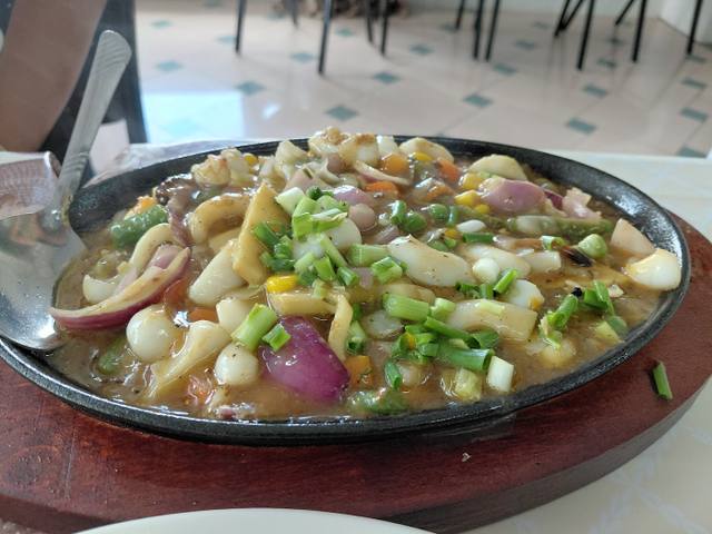 FaFaMa Snack in Curepipe