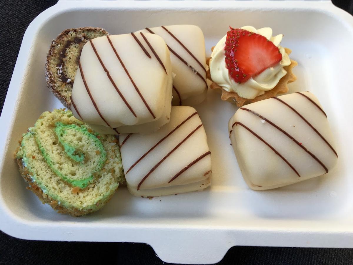 Le Petit Four