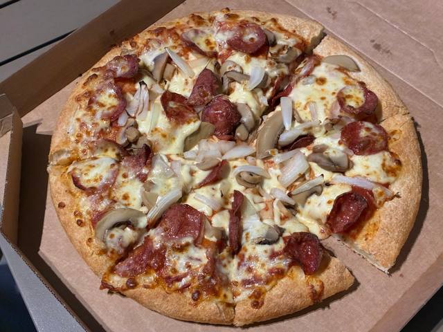 Pizza Hut Caudan in Port Louis