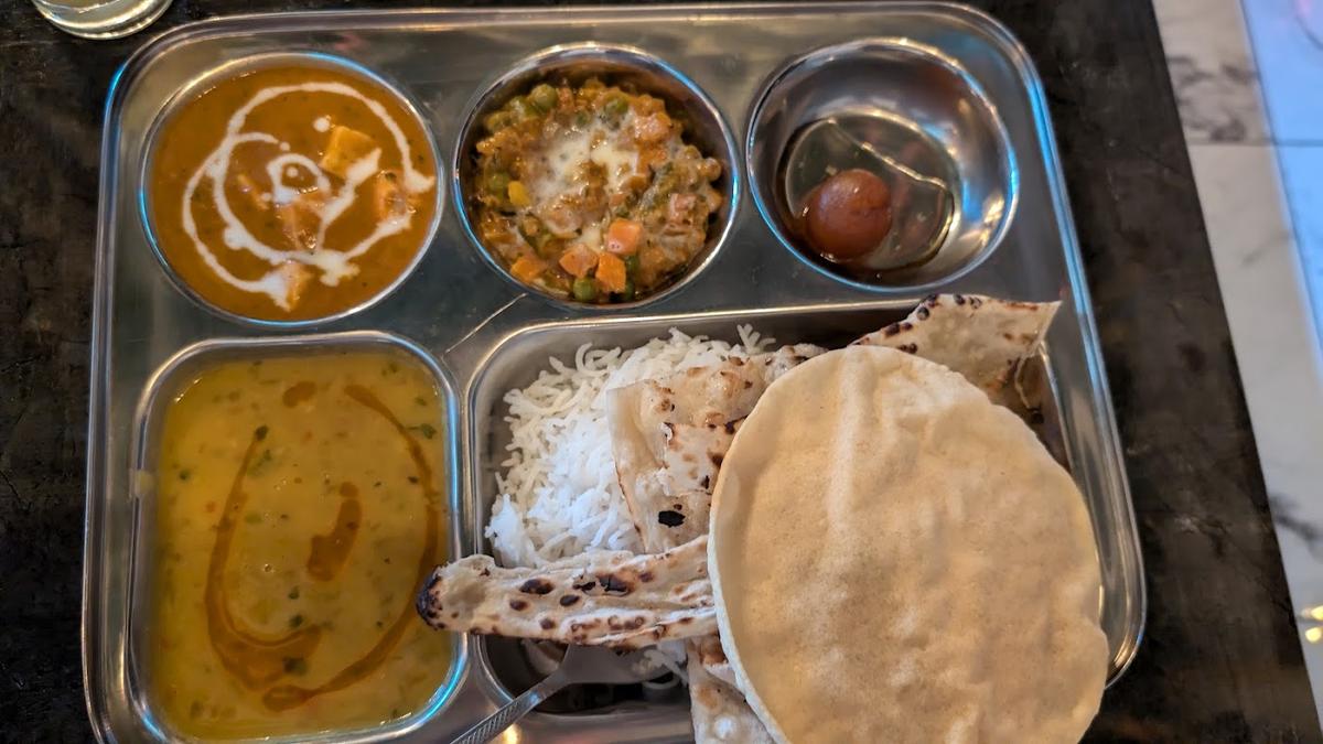 Ronak Restaurant
