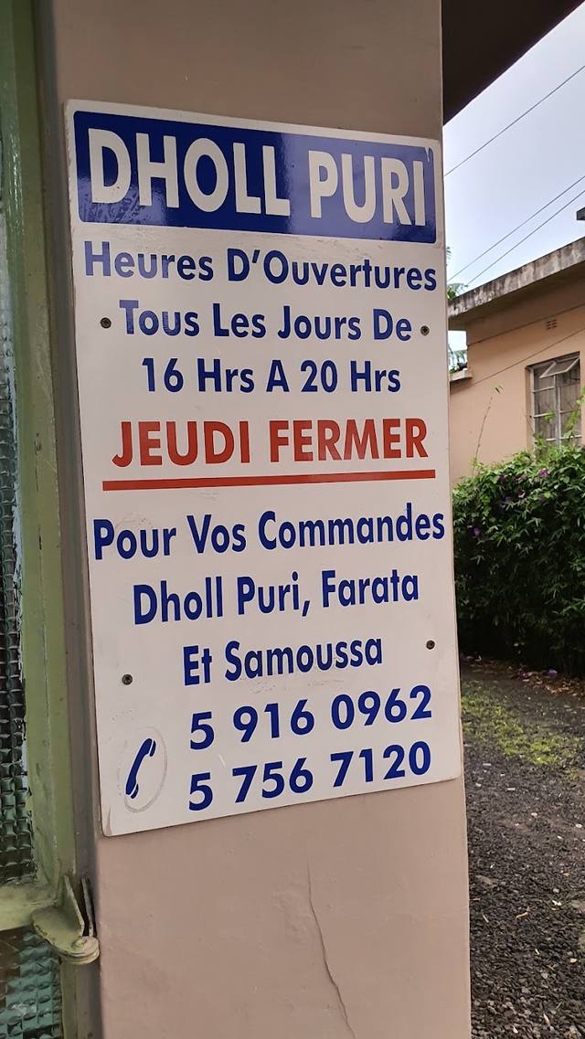 Dholl Puri Trou au Cerfs (Bye Assim) in Curepipe