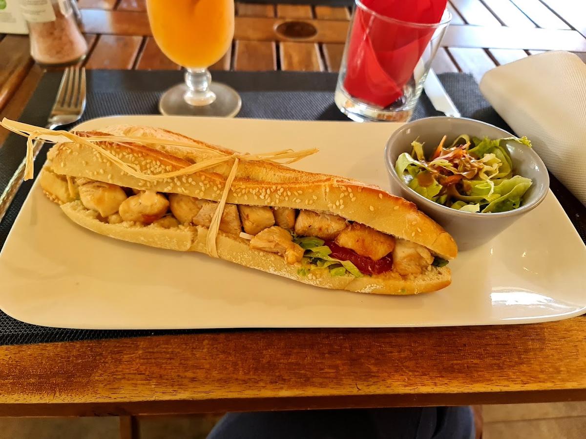 The Lemon Tree Café