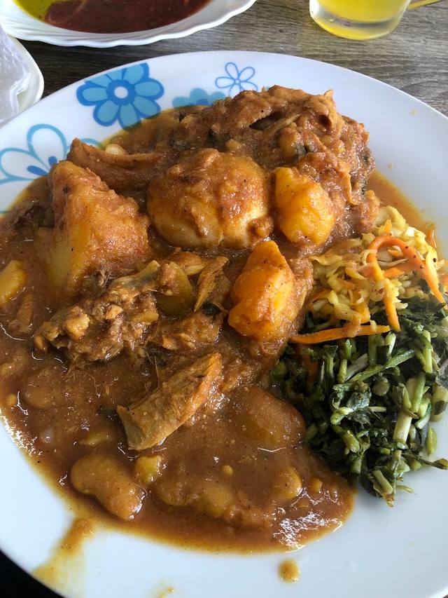 Motorway snack in Port Louis