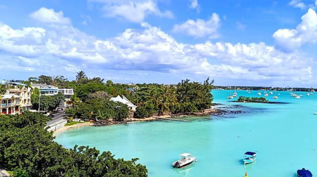 Le Lagon Bleu in Grand Baie